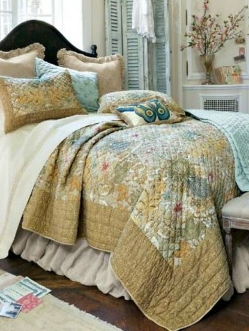 Soft Surroundings Soft Floral Neutral Queen Quilt